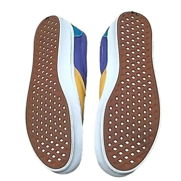 Vans Classic Comfycrush Unisex Colorblock Slip On Sneakers - Picture 5 of 8